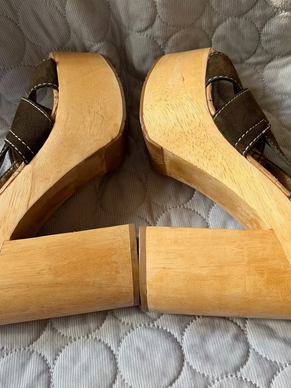 Sam Edelman Olive Green Suede Platform Sandals with Wood-Look Heel